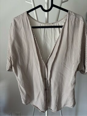 VETTA Cream & Brown Vertical-Stripe Button V-Neck Blouse